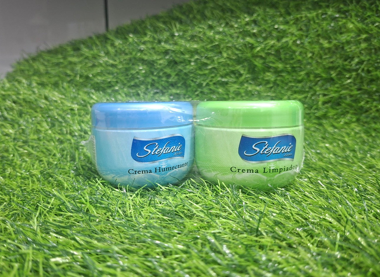 Stefanie Dúo crema 120g C/u  /Fardo Q570/36 duos  /Docena Q210